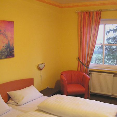 Hotel Pfaffenhof Lich Ngoại thất bức ảnh