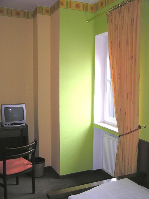 Hotel Pfaffenhof Lich Phòng bức ảnh
